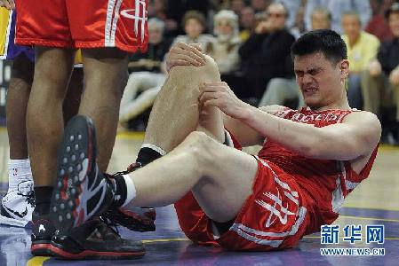 “難說再見！”：姚明NBA生涯全回顧
