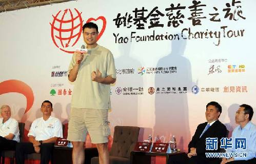 “難說再見！”：姚明NBA生涯全回顧