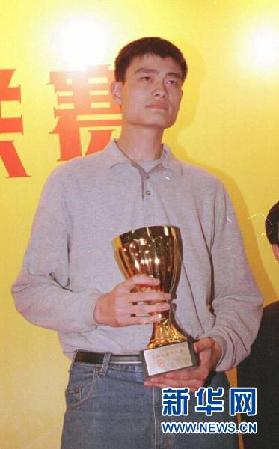 “難說再見！”：姚明NBA生涯全回顧