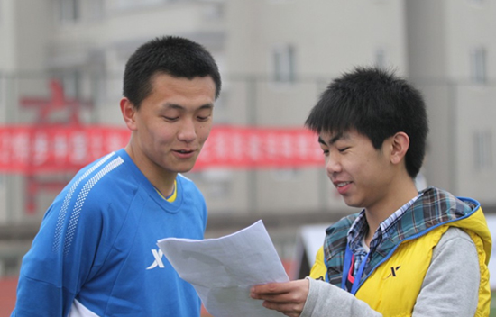 特步大五聯(lián)賽背后的校園記者：奉獻中收獲成長