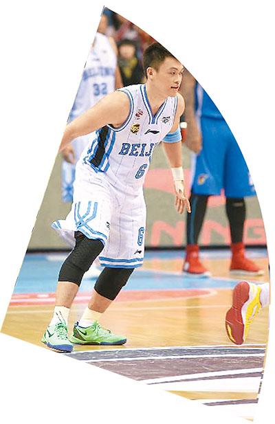 CBA亂穿球鞋牽多方利益 巨額罰款難根治問(wèn)題