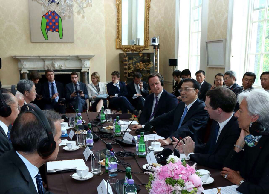 Influential figures meet at London economic roundtable