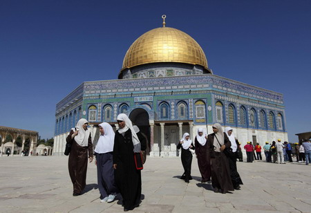 Police on high alert at disputed Jerusalem shrine