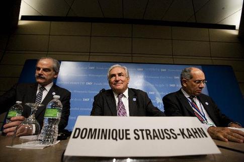 IMF calls for country-specific exits from stimulus