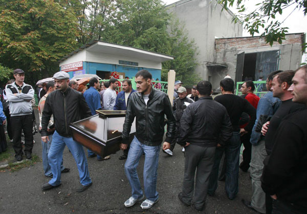 Bombing in Russia kills 17, injures over 130