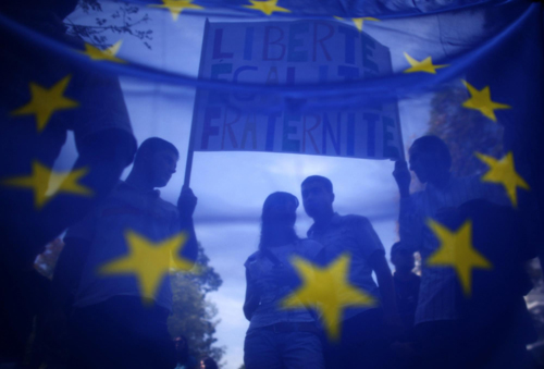 Bulgarian Roma protest against 'ethnic expulsion'