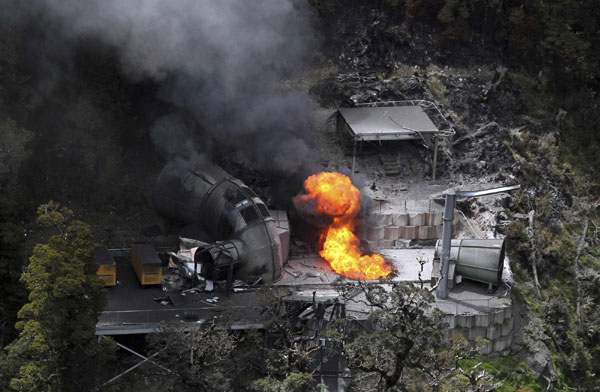 Coal seam burning inside NZ mine where 29 men died