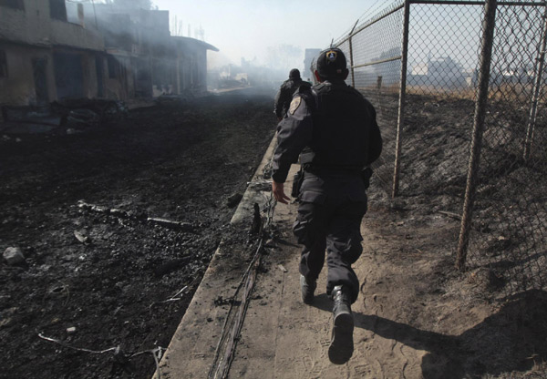 27 killed in Mexico pipeline explosion