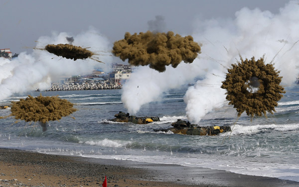 ROK fires shells at DPRK waters after drills