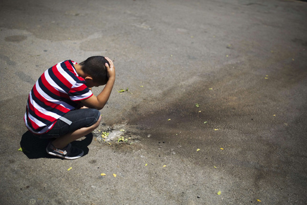 Gaza rockets hit south Israel, army strikes back