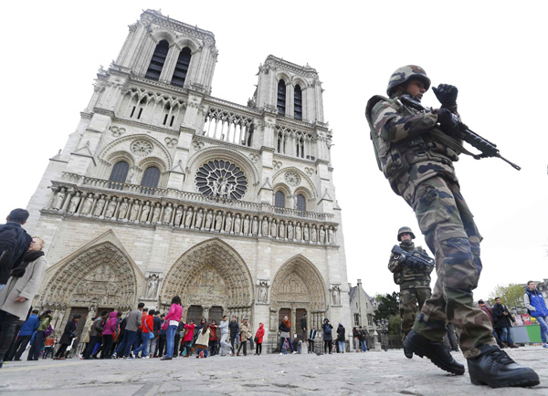 129 dead, 352 injured in Paris attacks: Paris Prosecutor