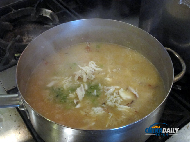 溫暖冬季養(yǎng)生粥 潮粵風(fēng)味盡飄香(組圖)