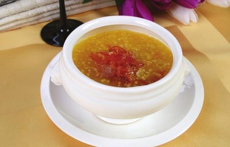 煲湯時(shí)間不能太長(zhǎng) 1小時(shí)最佳