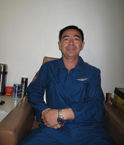 喜歡讀書愛聽音樂的直升機(jī)組副團(tuán)長(zhǎng)