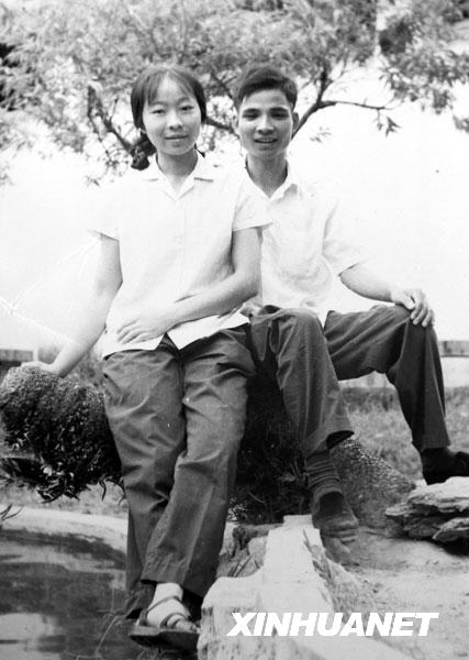 [共和國(guó)同齡人]張愛(ài)玲：能為顧客服務(wù)是一種幸福