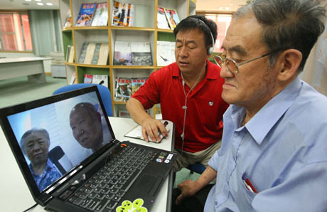 倆老兵60年后喜“相見” 赴長(zhǎng)春再敘戰(zhàn)地情