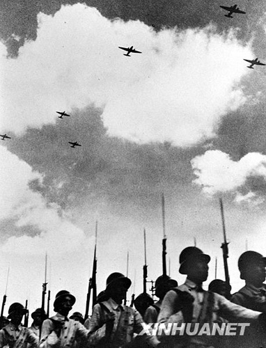 1949年開國大典上的空中裝備[組圖]