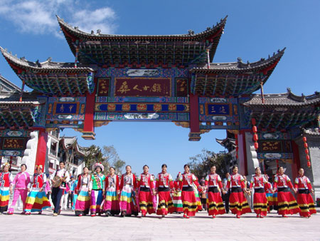 楚雄彝人古鎮(zhèn)被評為中國最美十大主題公園