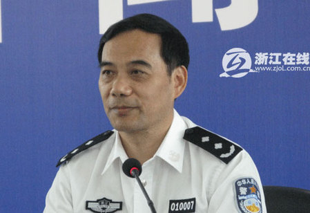 杭州警方通報(bào)飆車(chē)撞人案 提請(qǐng)批捕肇事者胡斌