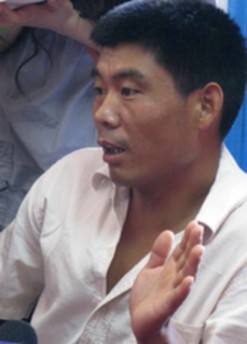 ?？谑邪咨抽T透水事故生還者講述逃生經過