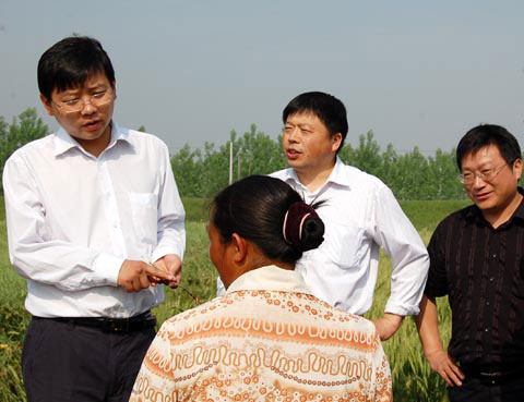 湖北宜城新當(dāng)選市長(zhǎng)年僅29歲 04年畢業(yè)于清華