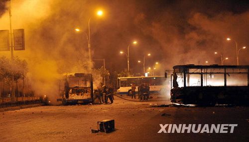 烏魯木齊“7•5”事件中死亡人數(shù)達到140人(組圖)