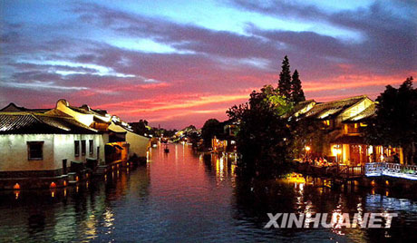水鄉(xiāng)夜色入畫(huà)圖[圖]