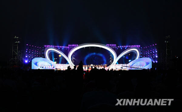 紀(jì)念北京奧運(yùn)會(huì)成功舉辦一周年音樂(lè)會(huì)在京舉行