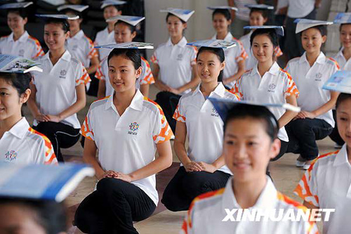 “全運小姐”培訓(xùn)看齊奧運標準[組圖]