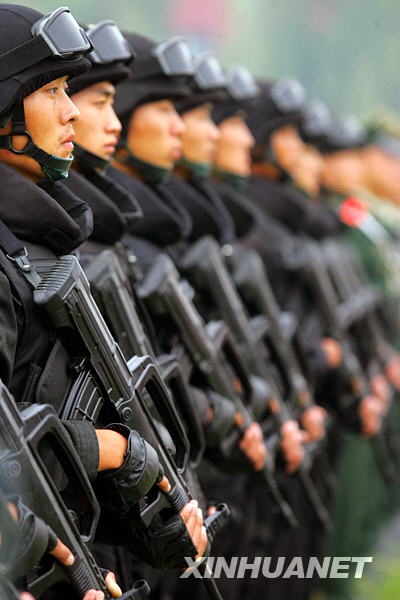 武警北京總隊(duì)舉行國(guó)慶安保暨維穩(wěn)誓師動(dòng)員大會(huì)