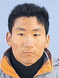大學(xué)生結(jié)人梯救溺水者續(xù)：學(xué)校申報(bào)見(jiàn)義勇為集體
