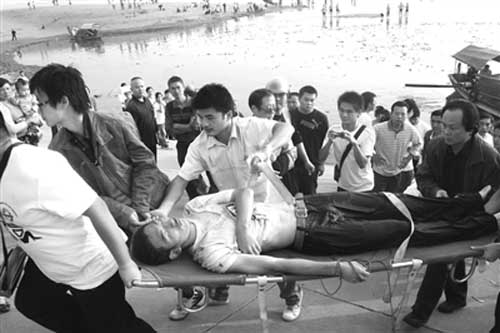 中國3名“90后”大學生救人溺亡再度引發(fā)“價值”討論